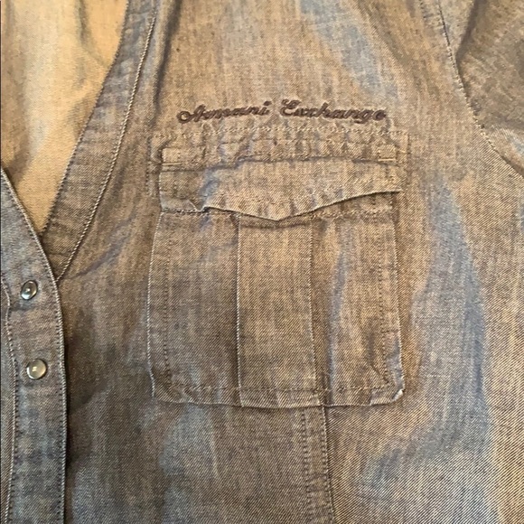 AX Armani Exchange Chambray v-neck Button shirt women’s small - Picture 3 of 9